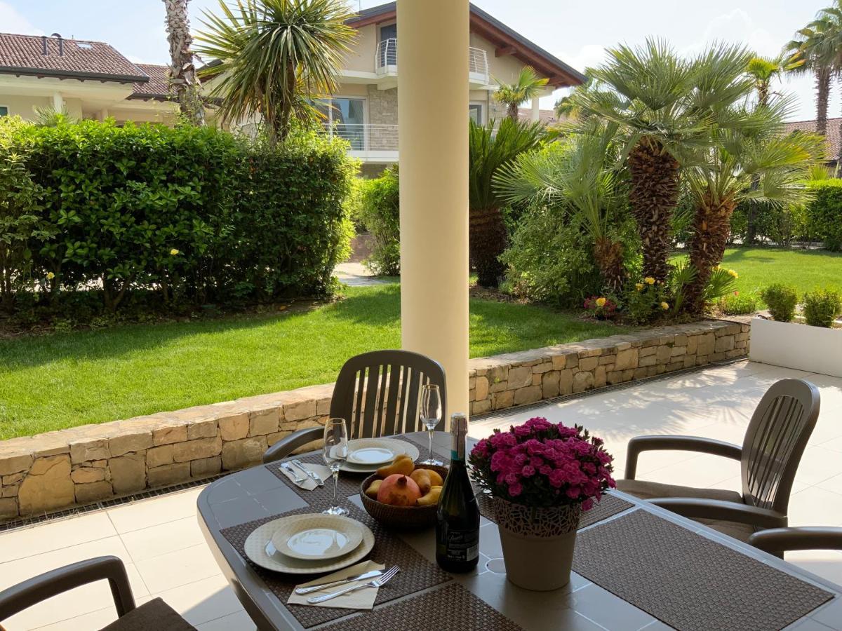 King' S Apartment Sirmione Buitenkant foto