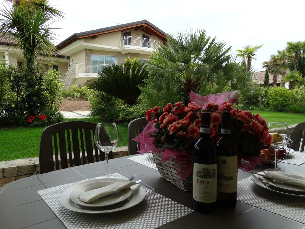 King' S Apartment Sirmione Buitenkant foto